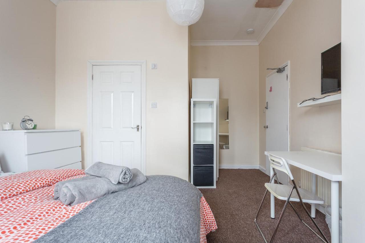 Shirley House 1, Guest House, Self Catering, Self Check In With Smart Locks, Use Of Fully Equipped Kitchen, Walking Distance To Southampton Central, Excellent Transport Links, Ideal For Longer Stays 外观 照片