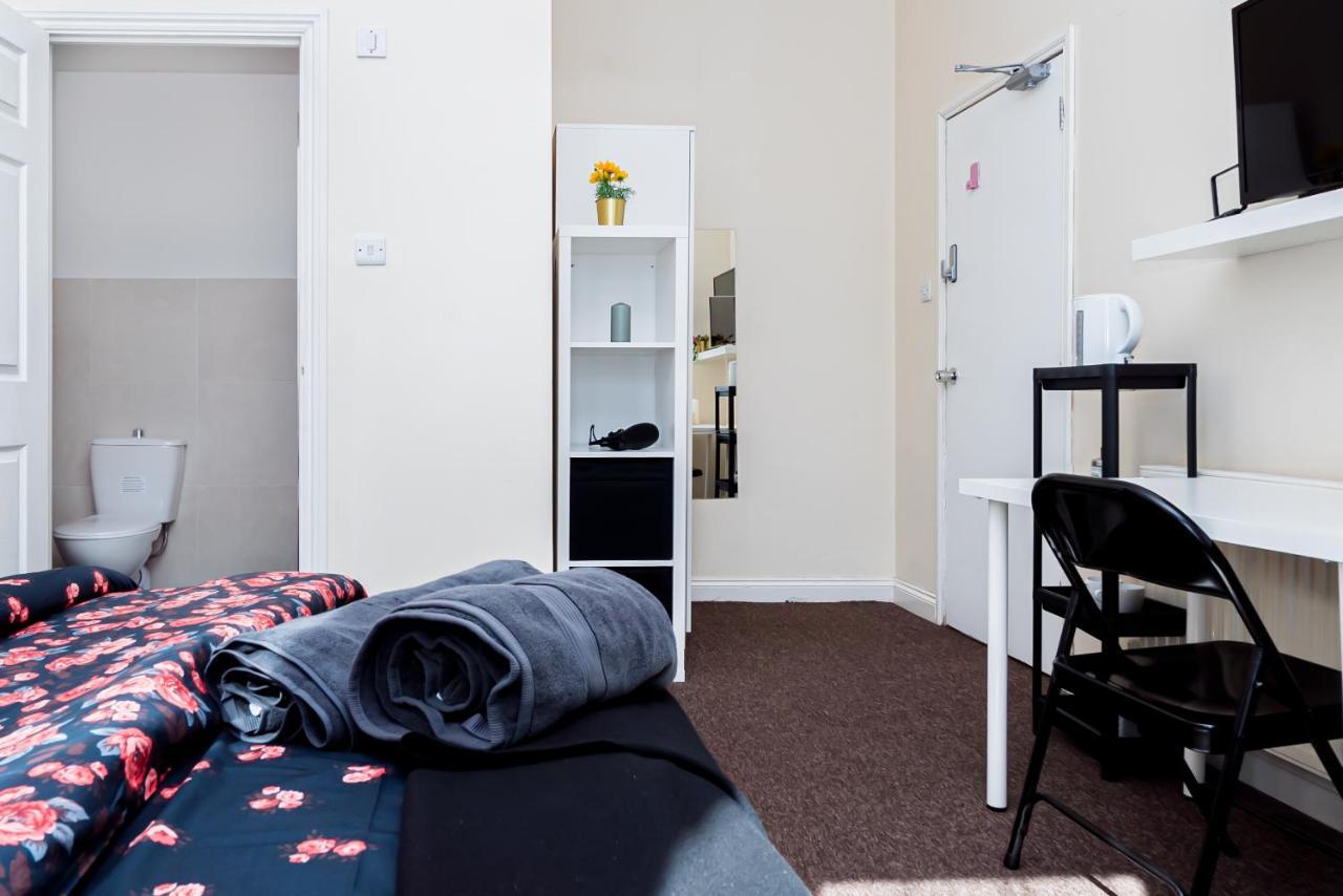 Shirley House 1, Guest House, Self Catering, Self Check In With Smart Locks, Use Of Fully Equipped Kitchen, Walking Distance To Southampton Central, Excellent Transport Links, Ideal For Longer Stays 外观 照片