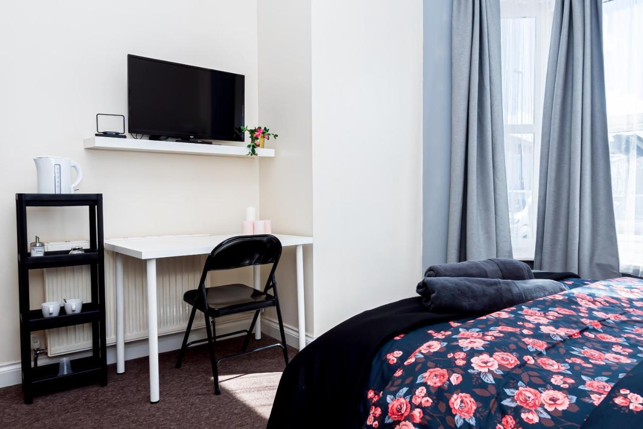 Shirley House 1, Guest House, Self Catering, Self Check In With Smart Locks, Use Of Fully Equipped Kitchen, Walking Distance To Southampton Central, Excellent Transport Links, Ideal For Longer Stays 外观 照片